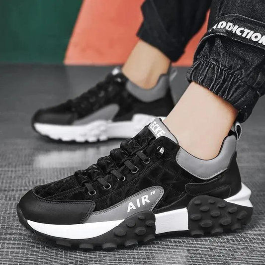 Men’s thick sole casual sneakers in streetwear style
